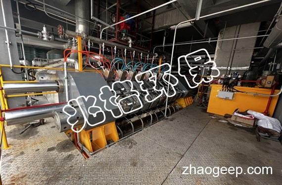 全自動(dòng)液壓壓榨機(jī)均四甲苯分離